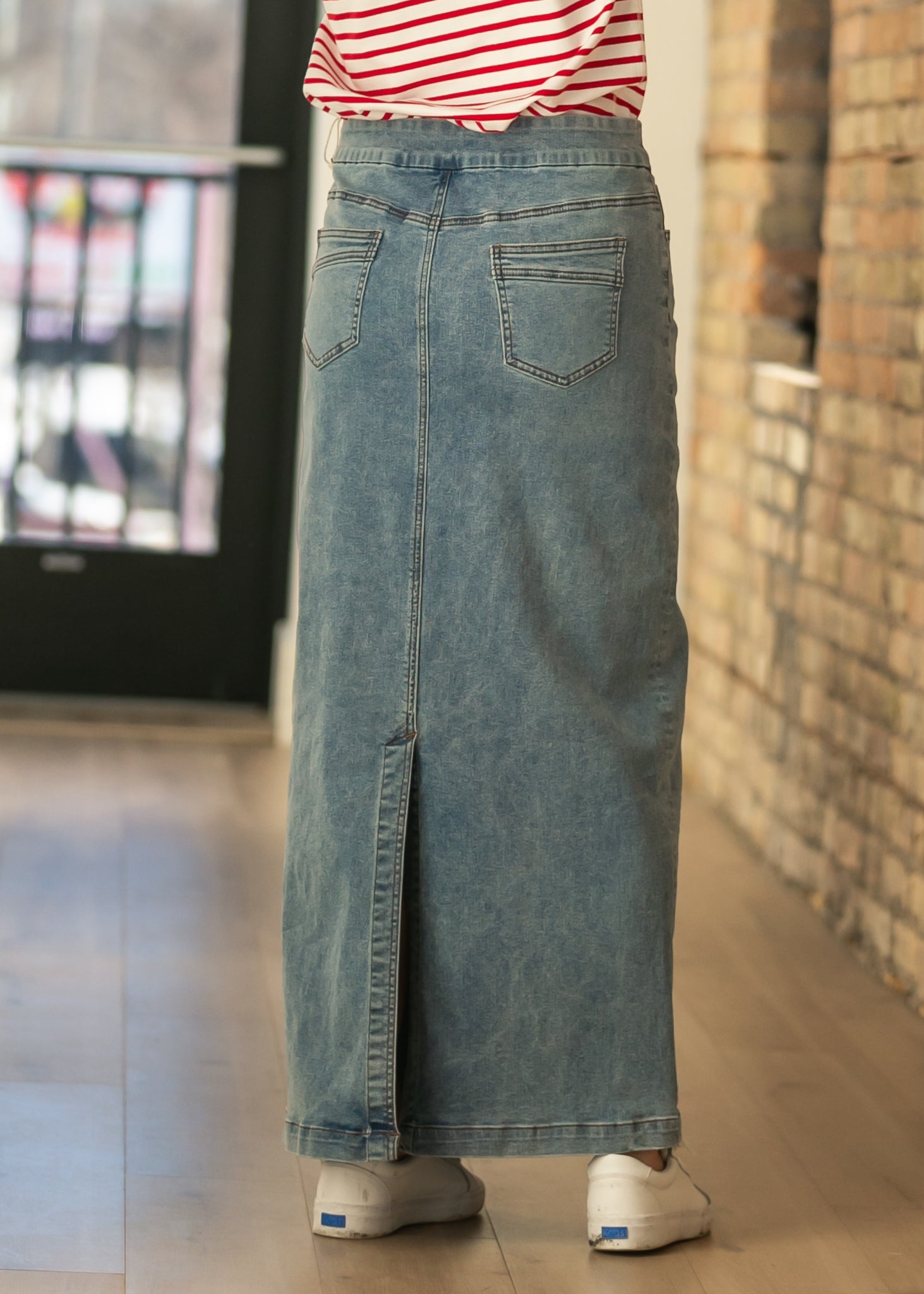 Donna Classic Wash Maxi Denim Skirt | Includes Plus Size