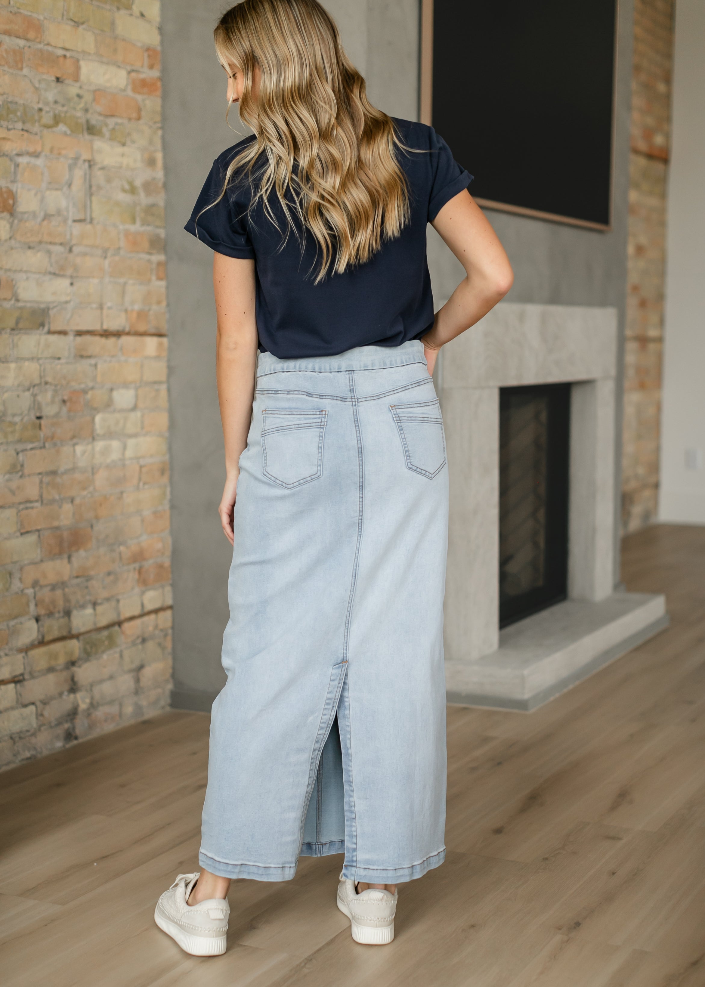 Donna Light Wash Maxi Denim Skirt - Final Sale | Includes Plus Size