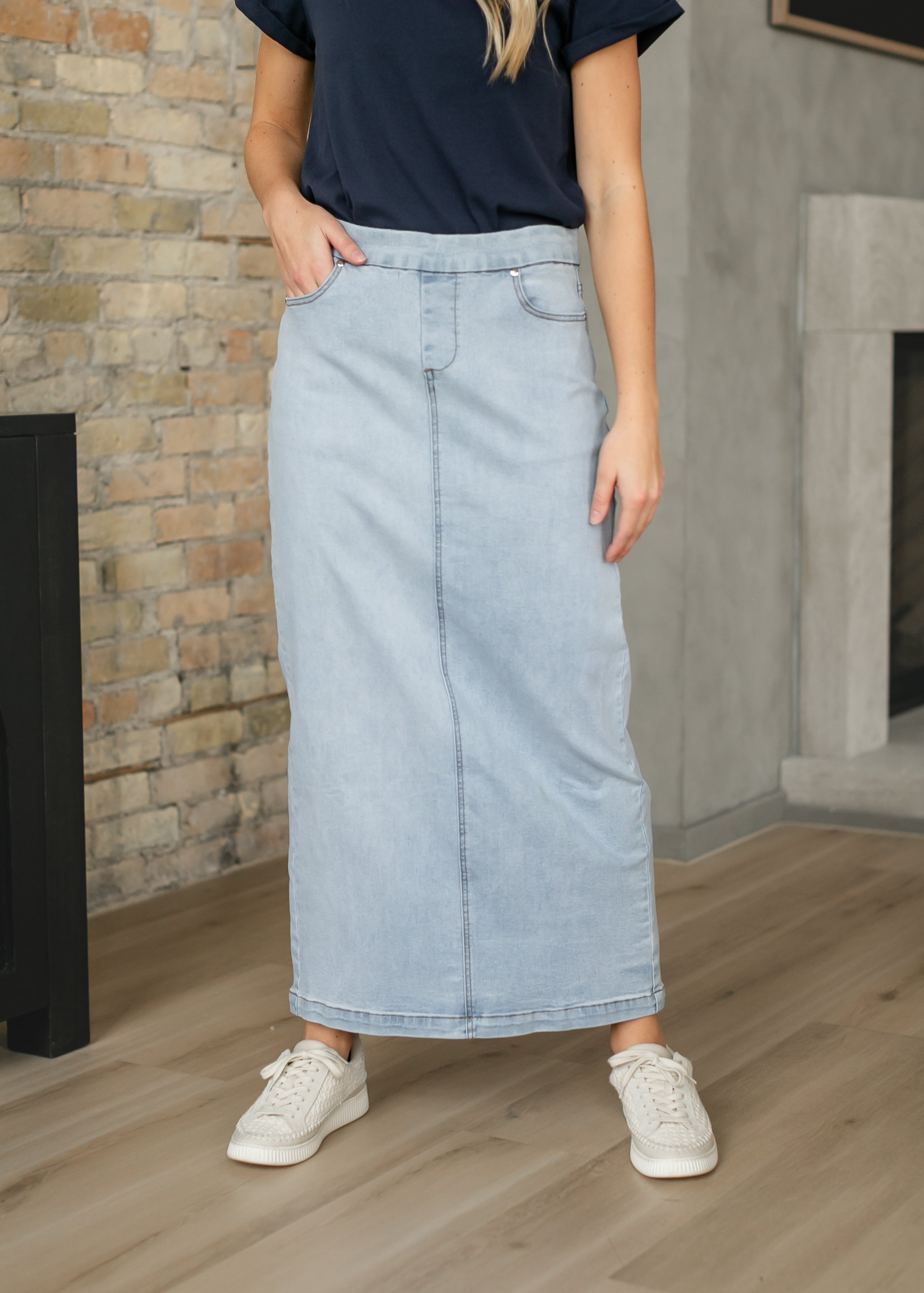 Donna Light Wash Maxi Denim Skirt - Final Sale | Includes Plus Size