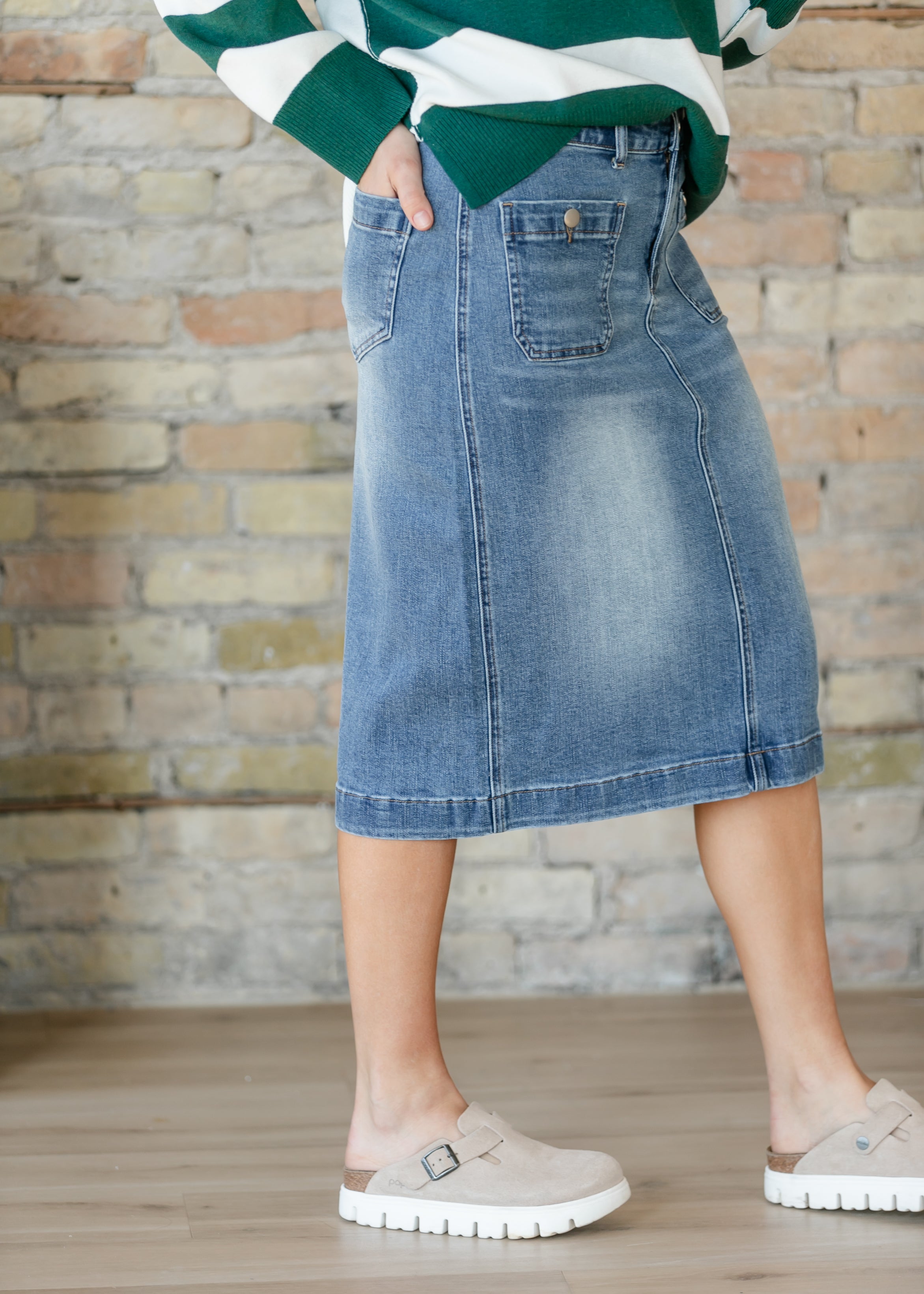 Elin Front Pocket Midi Skirt