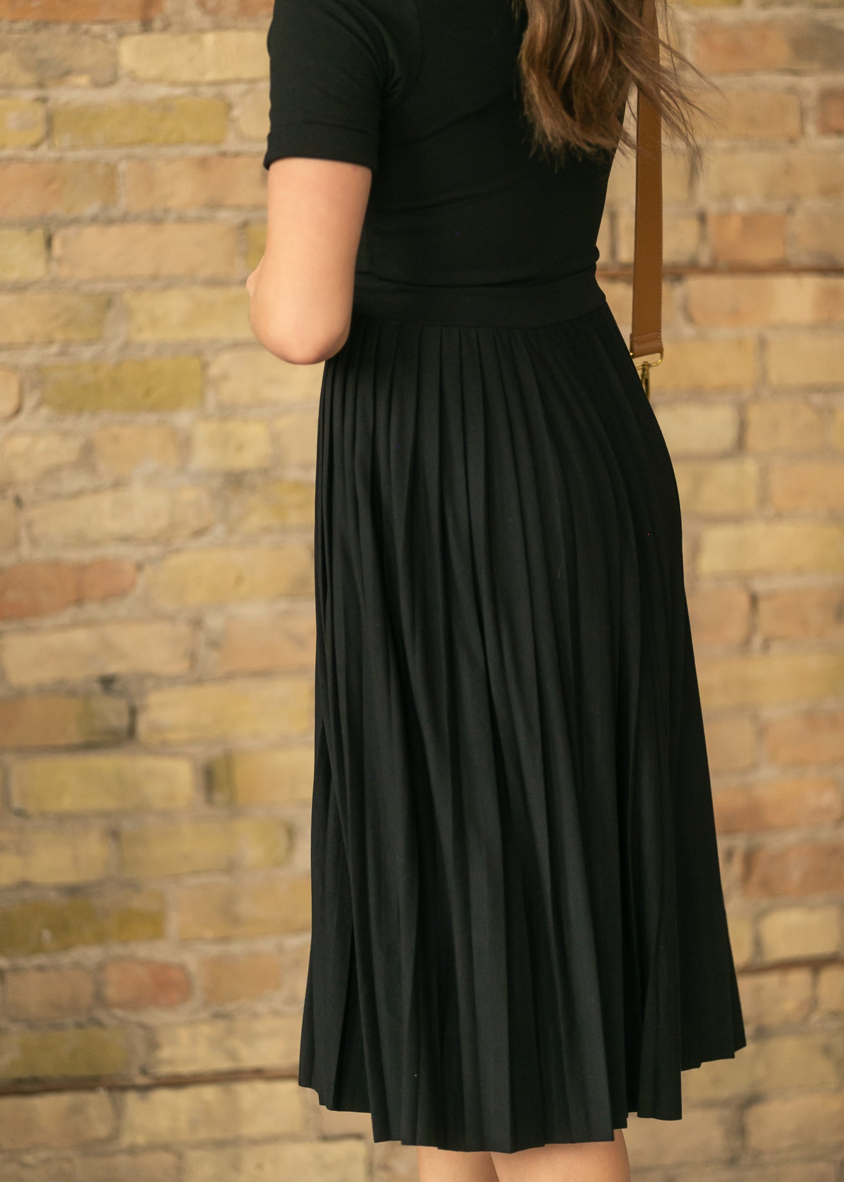 Emersyn Black Pleated Midi Dress