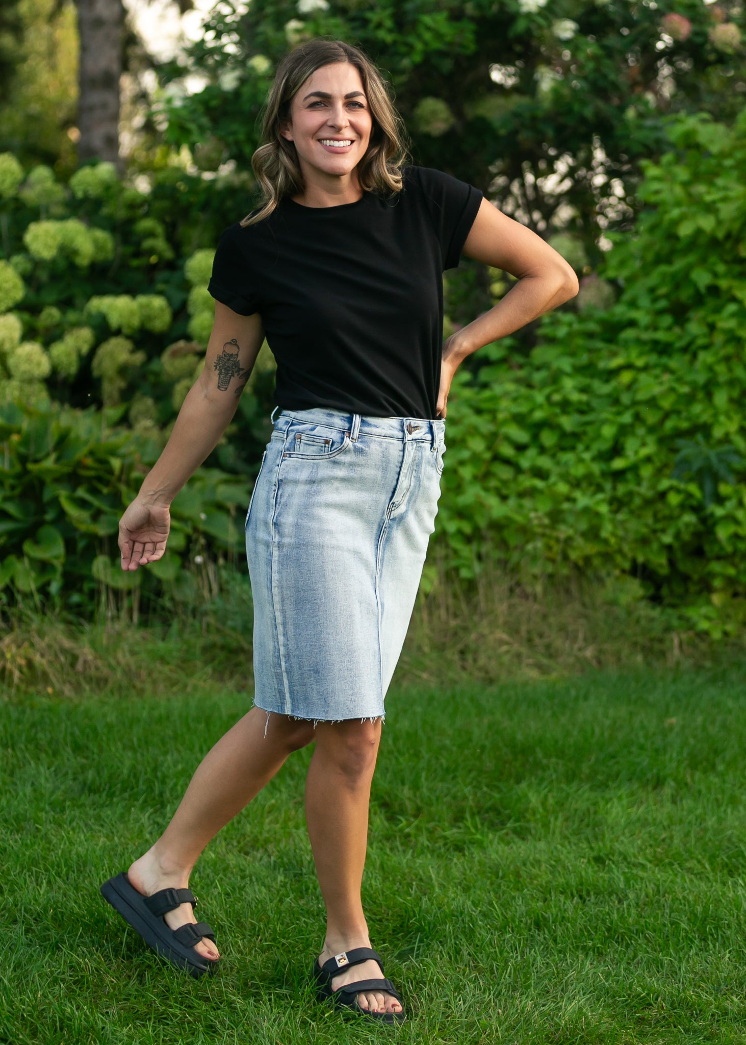 Frankie Light Wash Raw Hem Midi Skirt