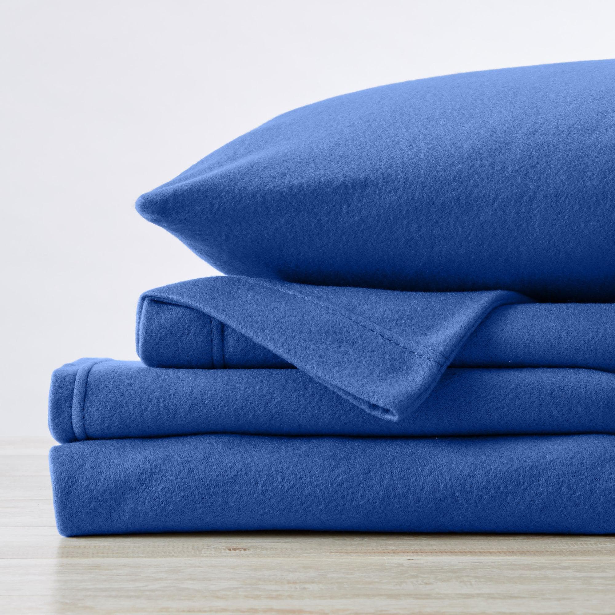 4-piece Solid Fleece Sheet - Christina Collection