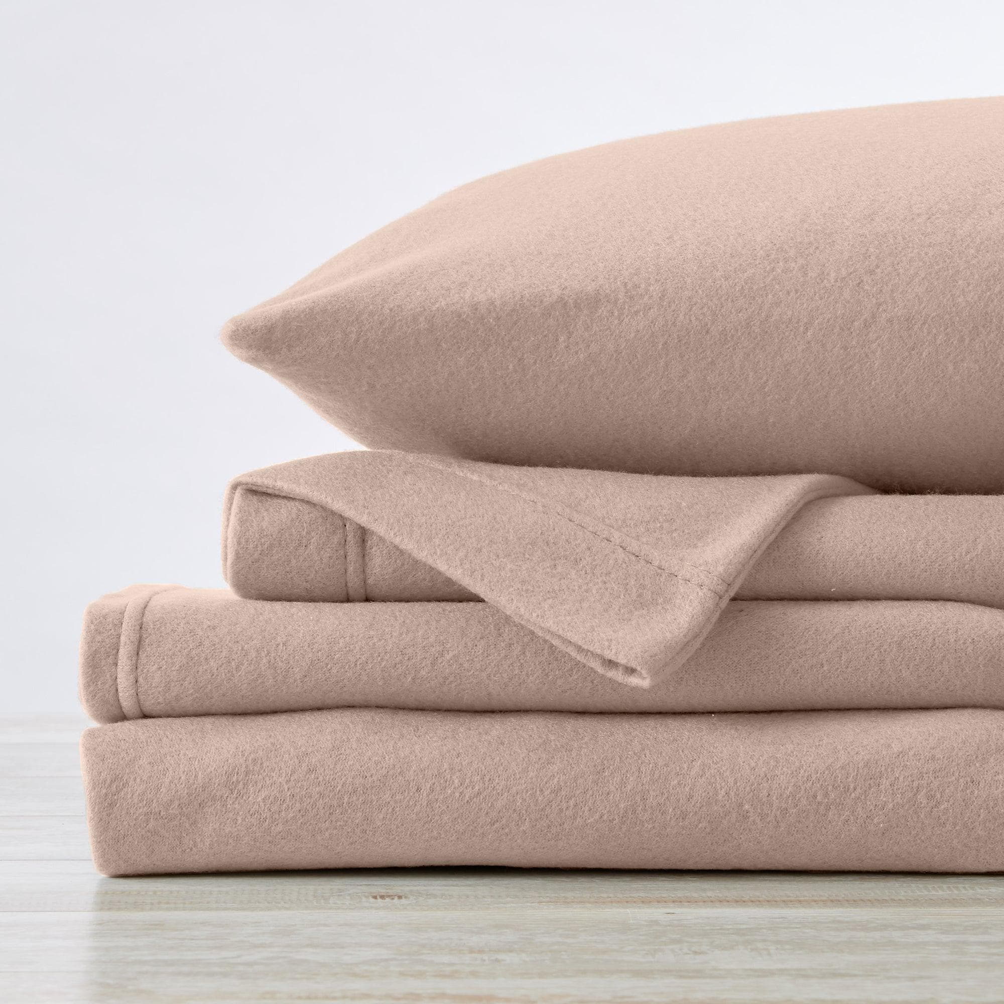 4-piece Solid Fleece Sheet - Christina Collection