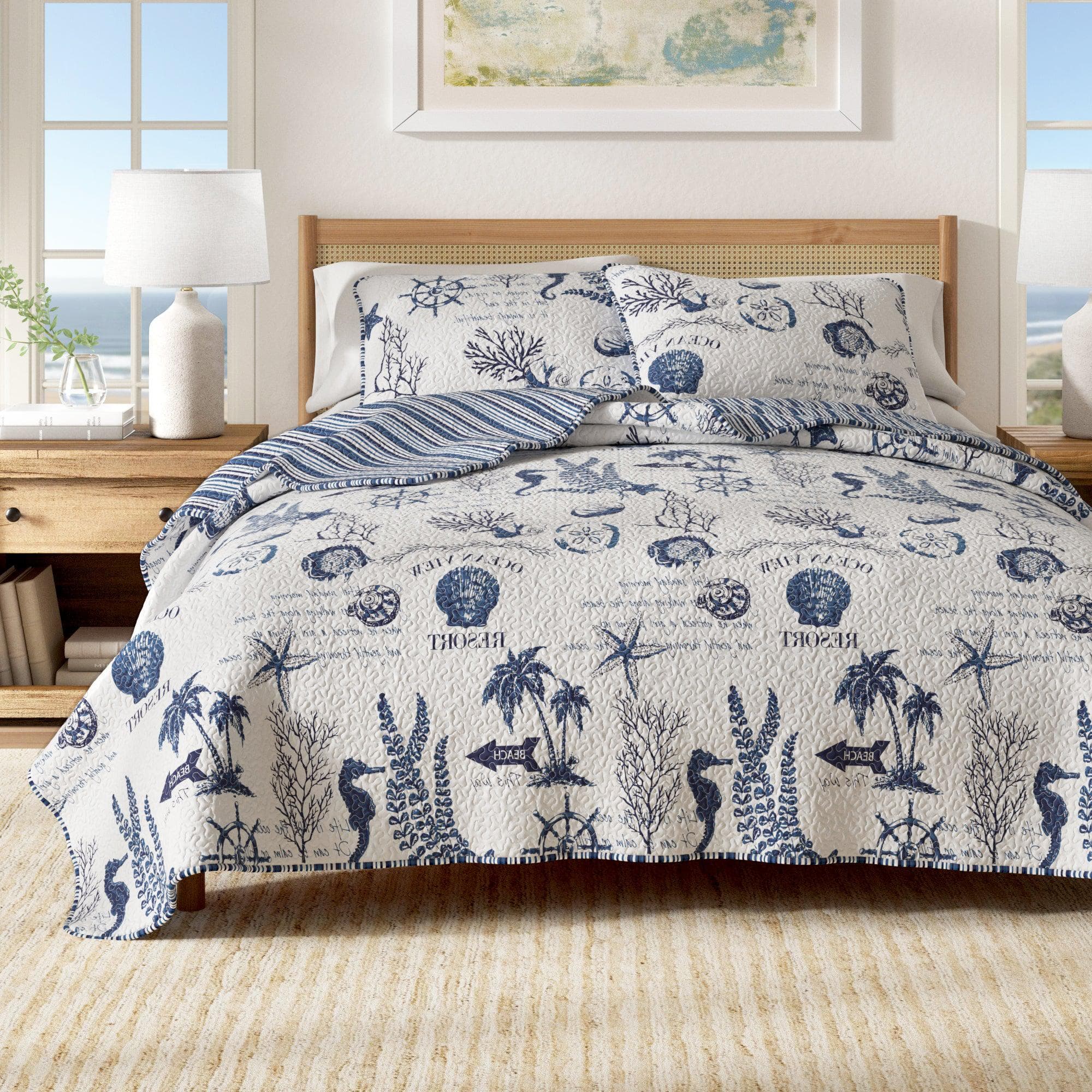 Quilts & Comforters
