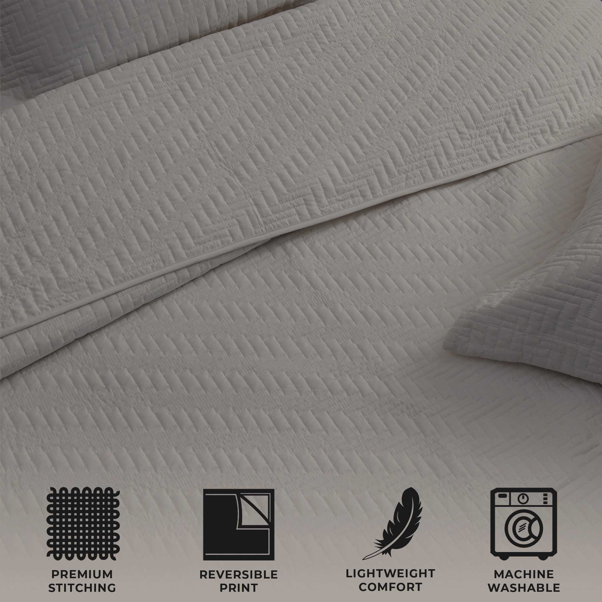 3-piece Herringbone Stitched Quilt - Louise Collection