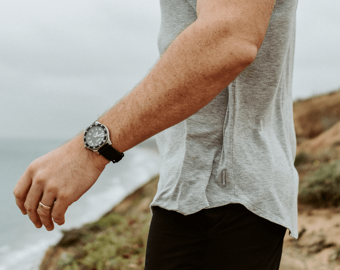 Bamboo Swift Curve-Hem Tee - Black