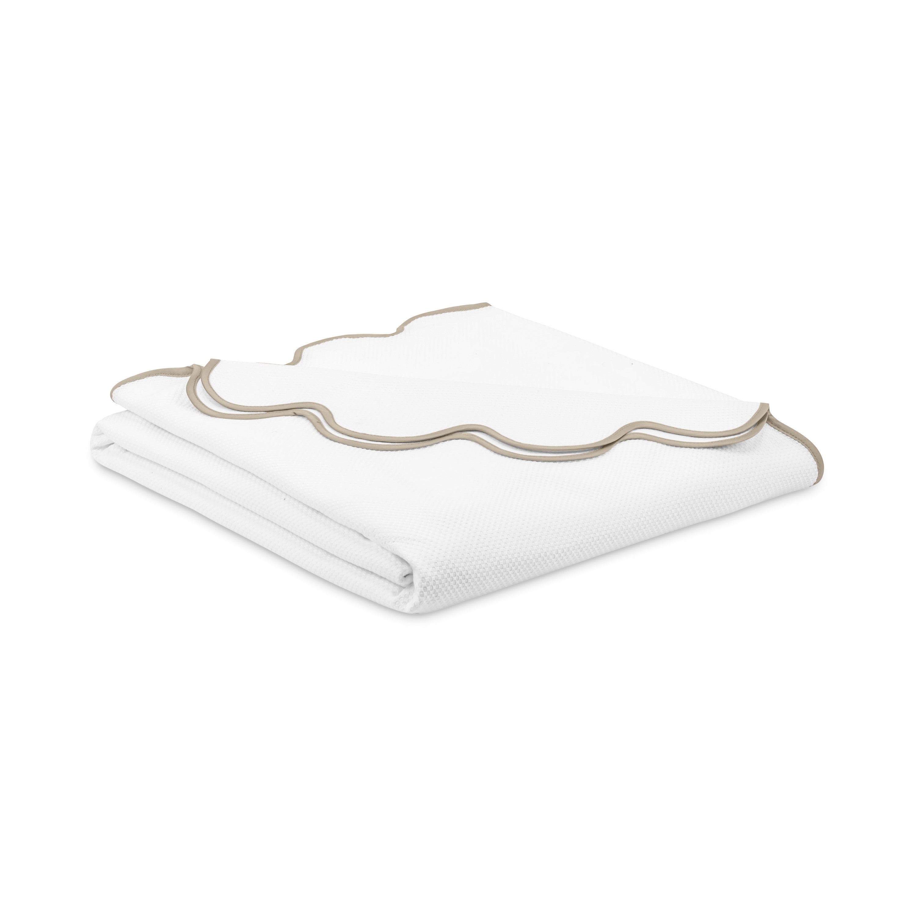 Honeycomb Coverlet (scalloped Border)