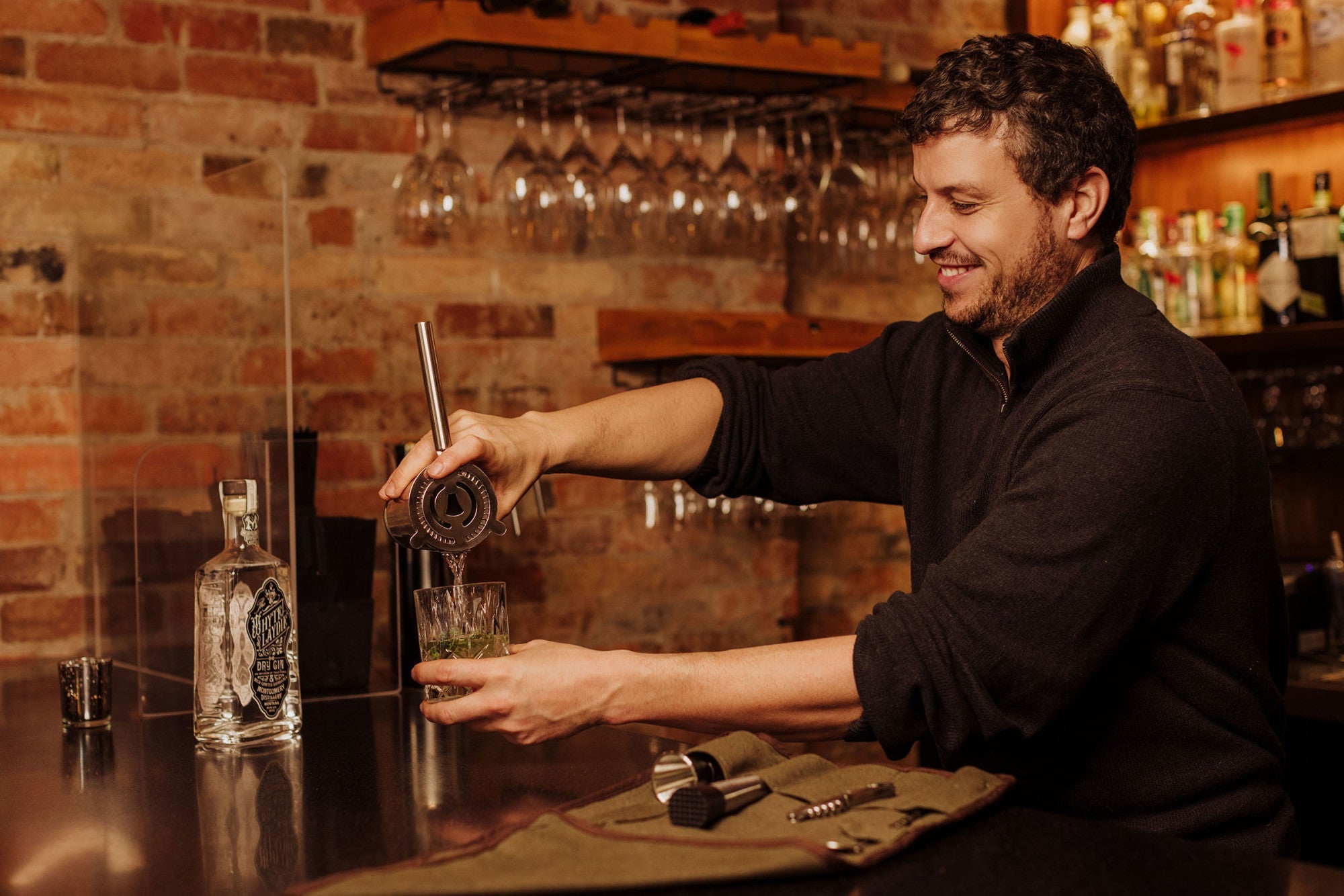 10-piece Bar Tool Roll Up Kit