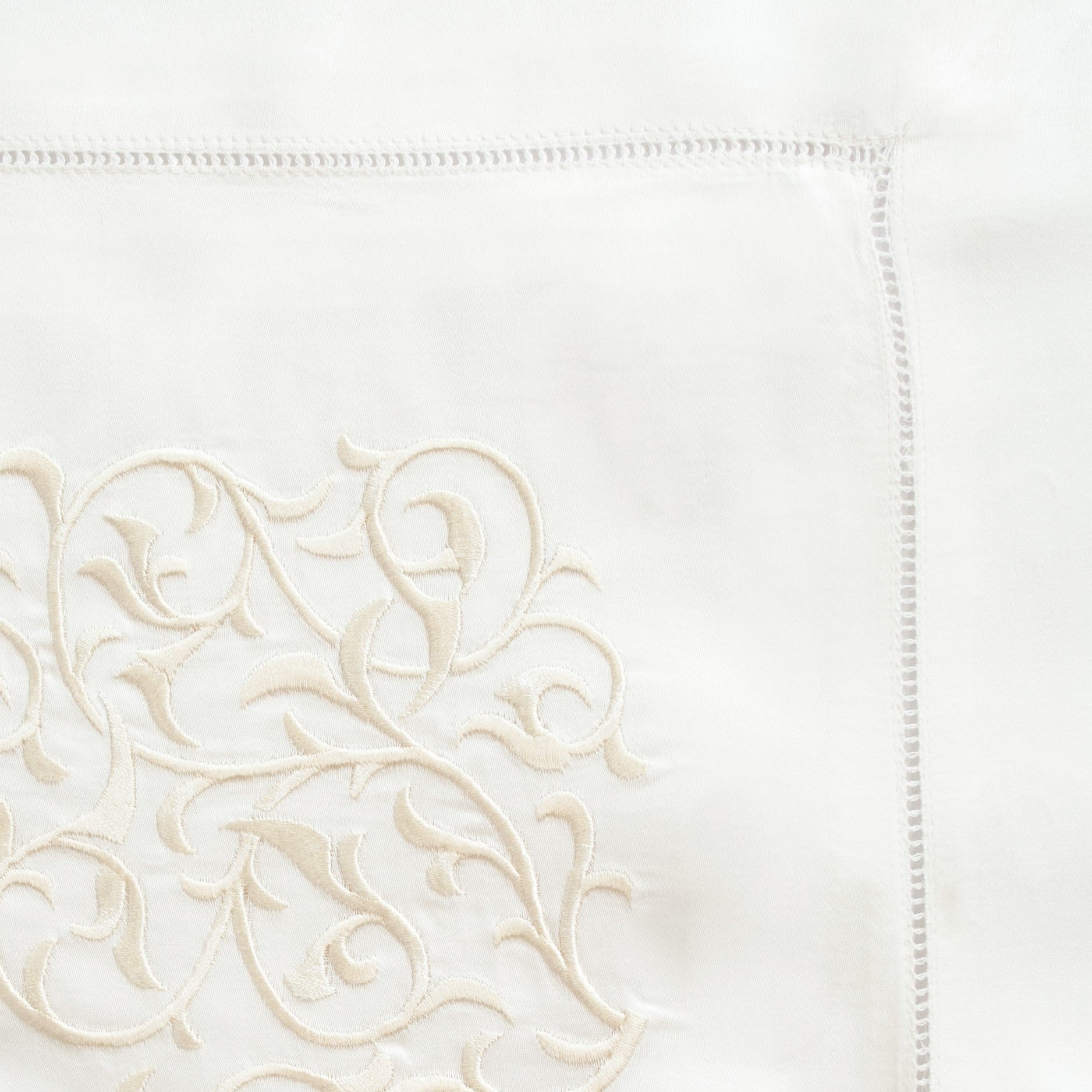 Jasmine Pair Of Pillowcases