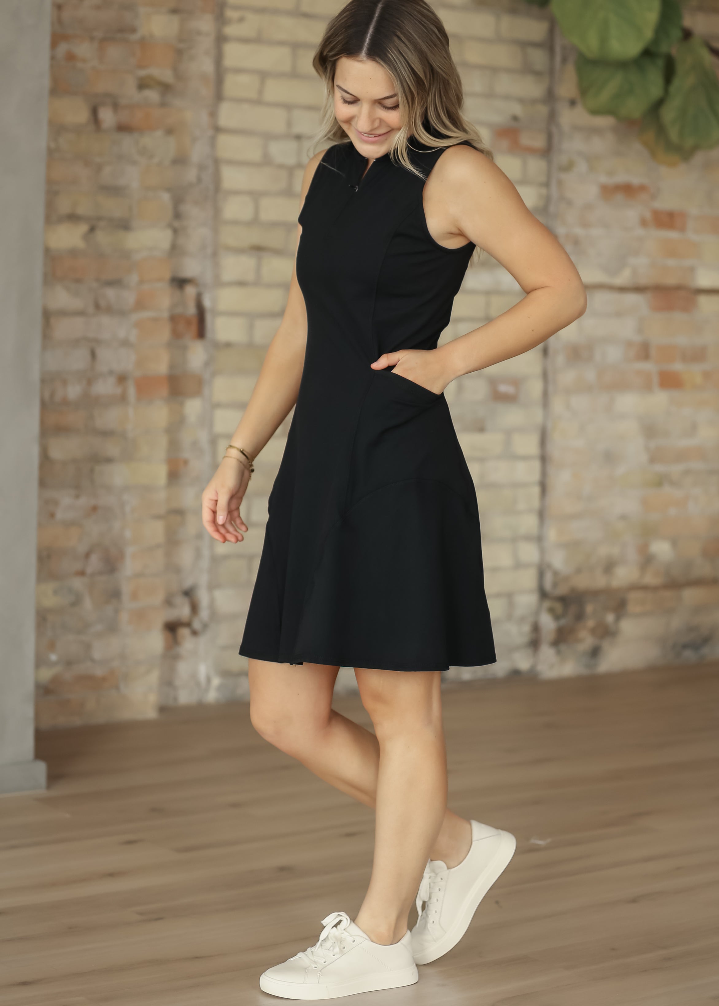 Joss Sleeveless Athletic Midi Dress