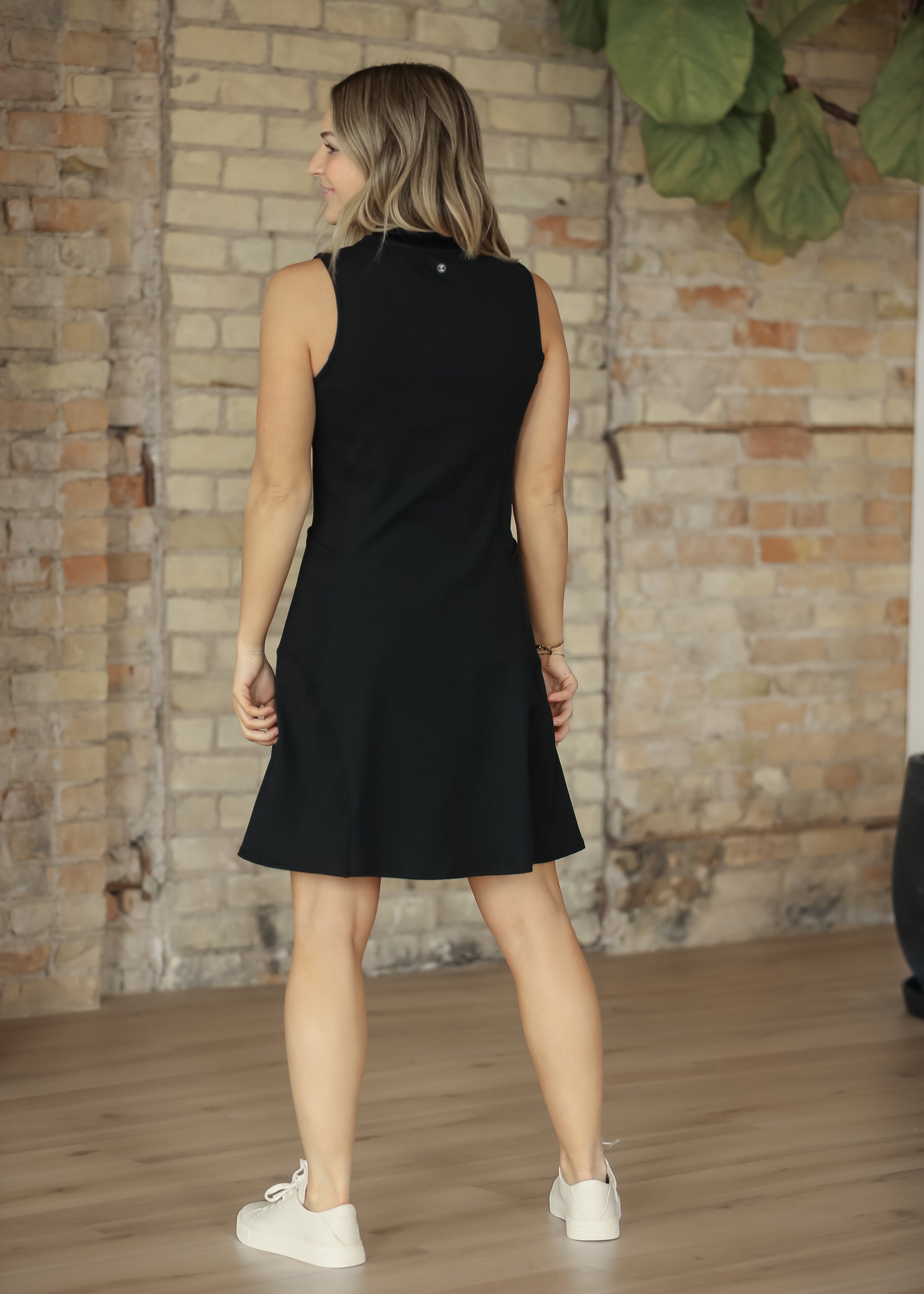 Joss Sleeveless Athletic Midi Dress