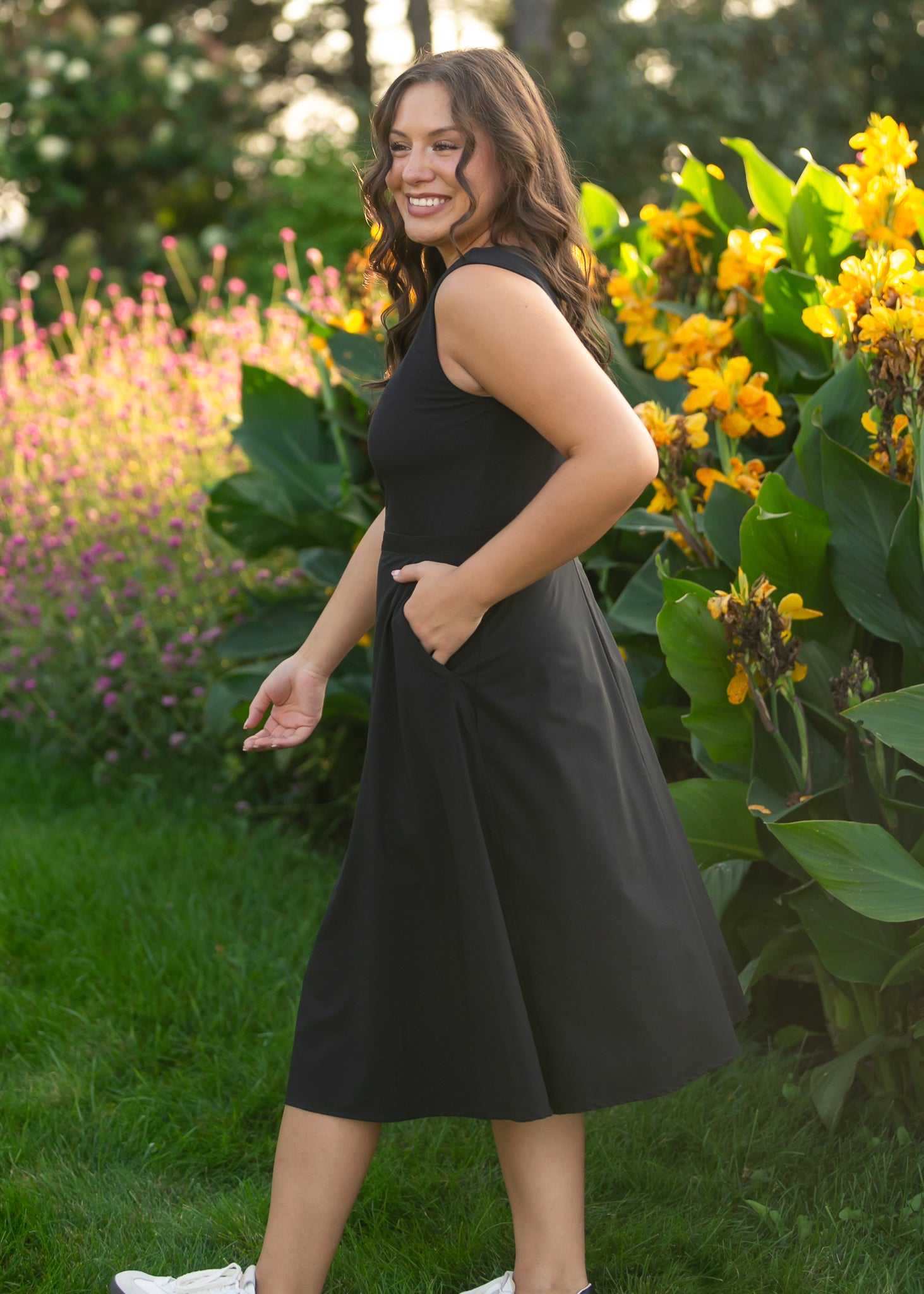 Kitt Sleeveless Midi Dress