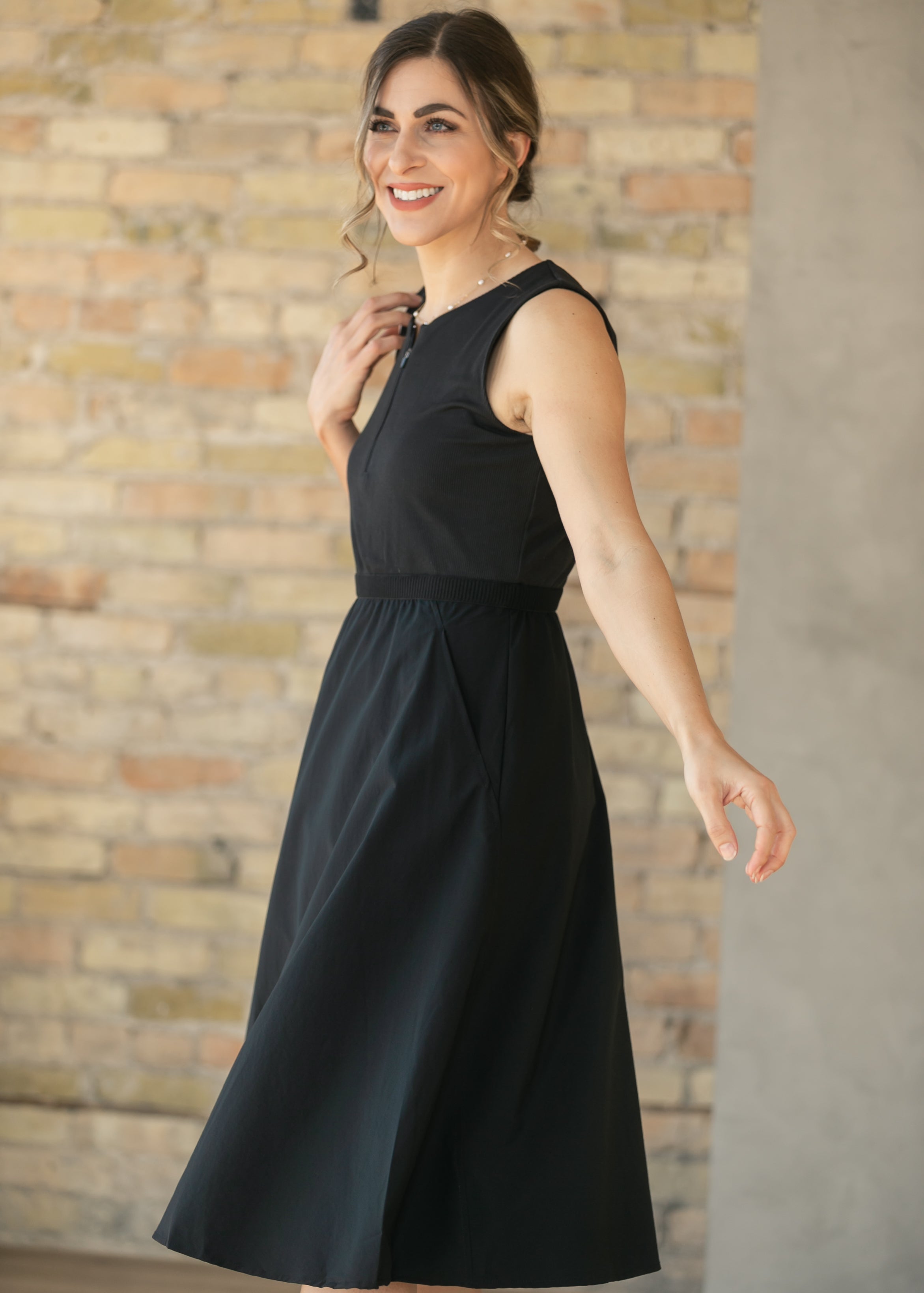 Kitt Sleeveless Midi Dress