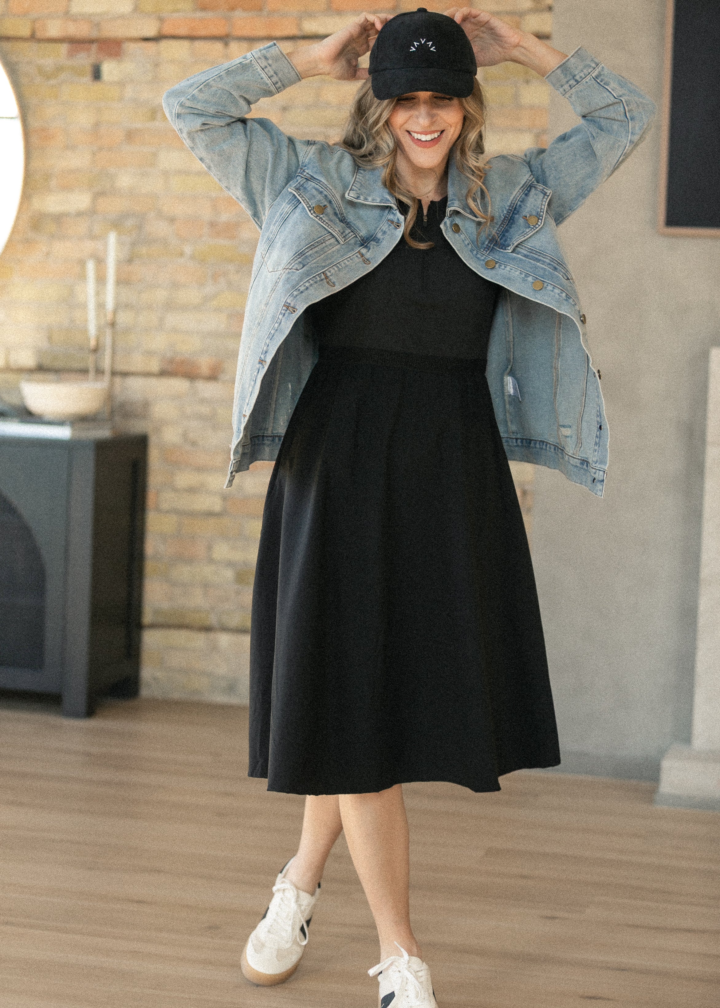 Kitt Sleeveless Midi Dress