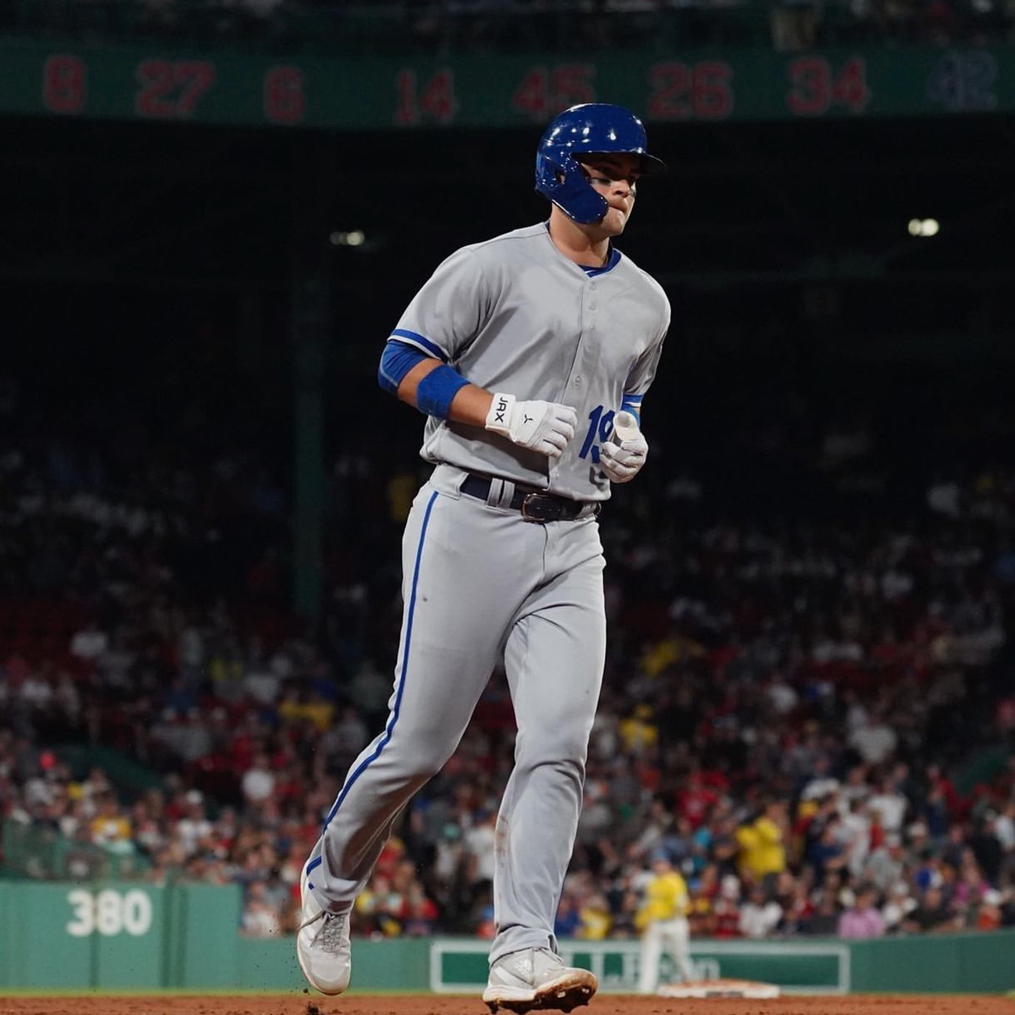 Platinum White Pro Cuff Batting Gloves