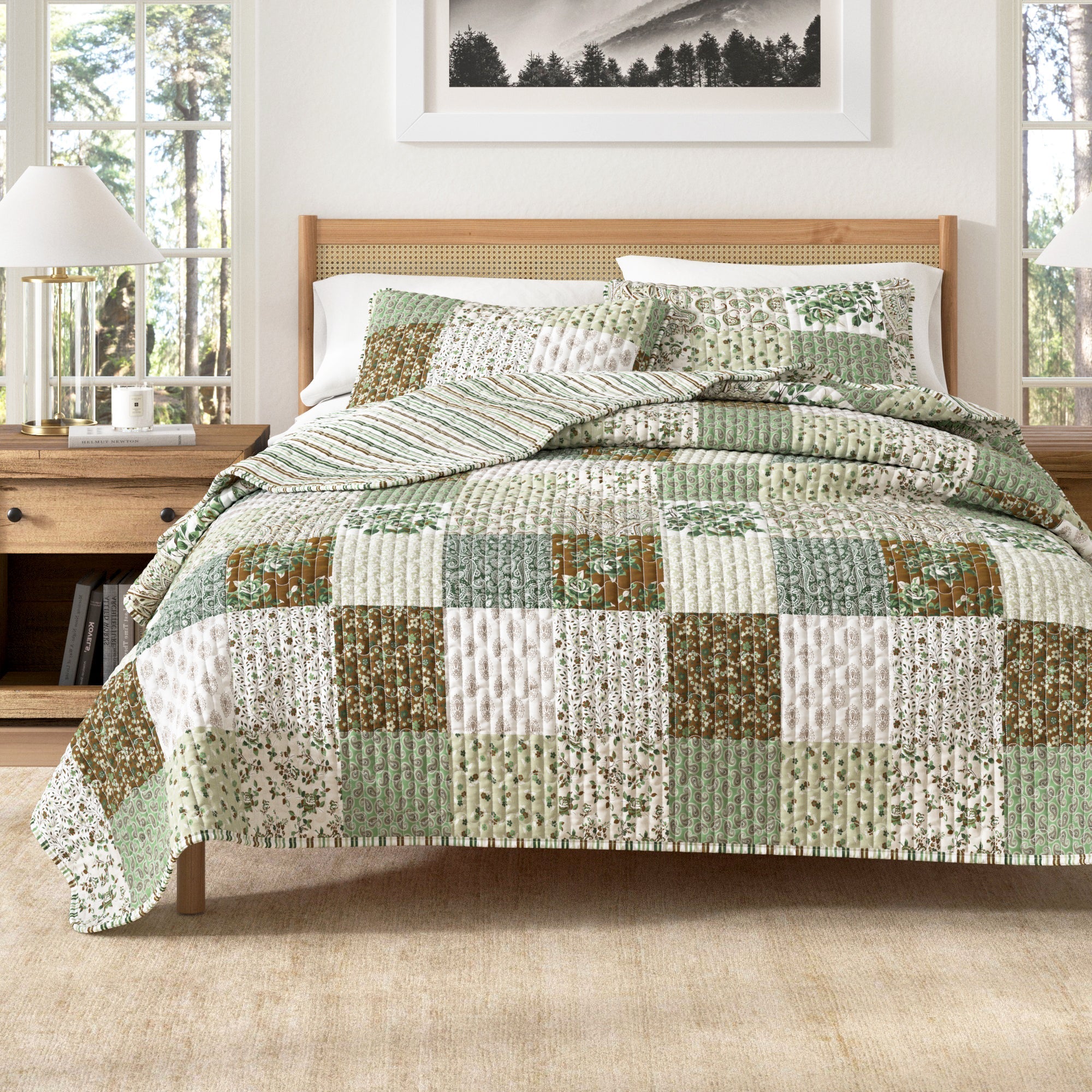Floral Patchwork Quilt Set - Damia Collection