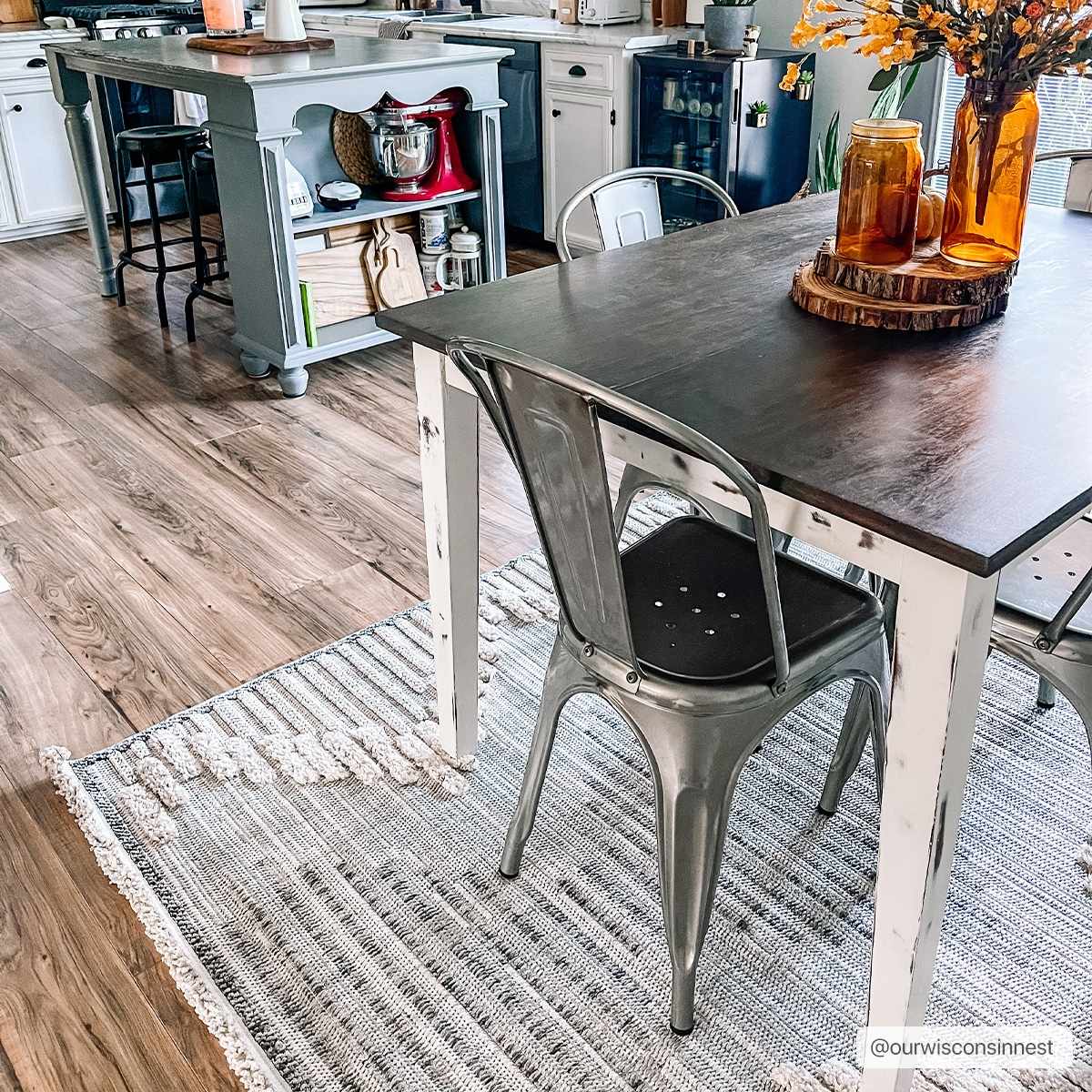 Maulawin High-low Rustic Rug