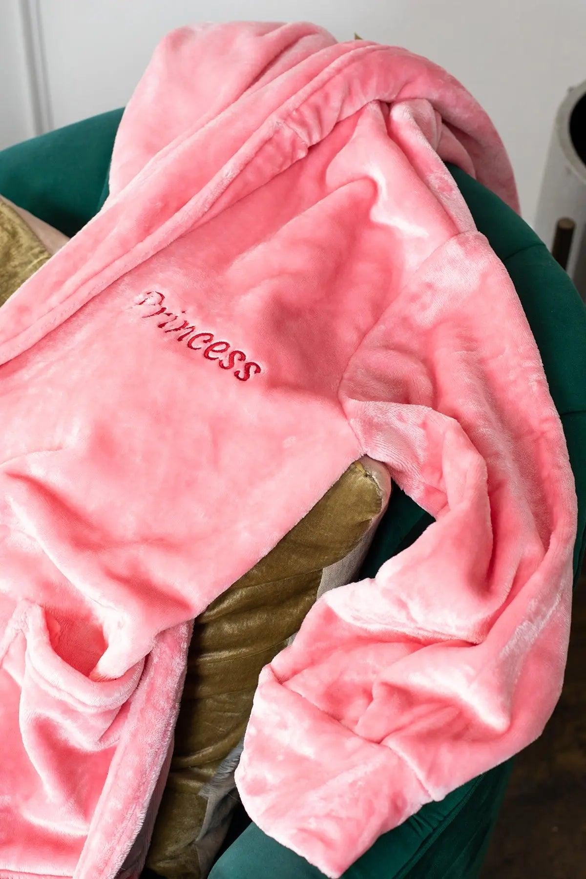 Women’s Plush Hooded Robe - Spa-worthy Comfort At Home