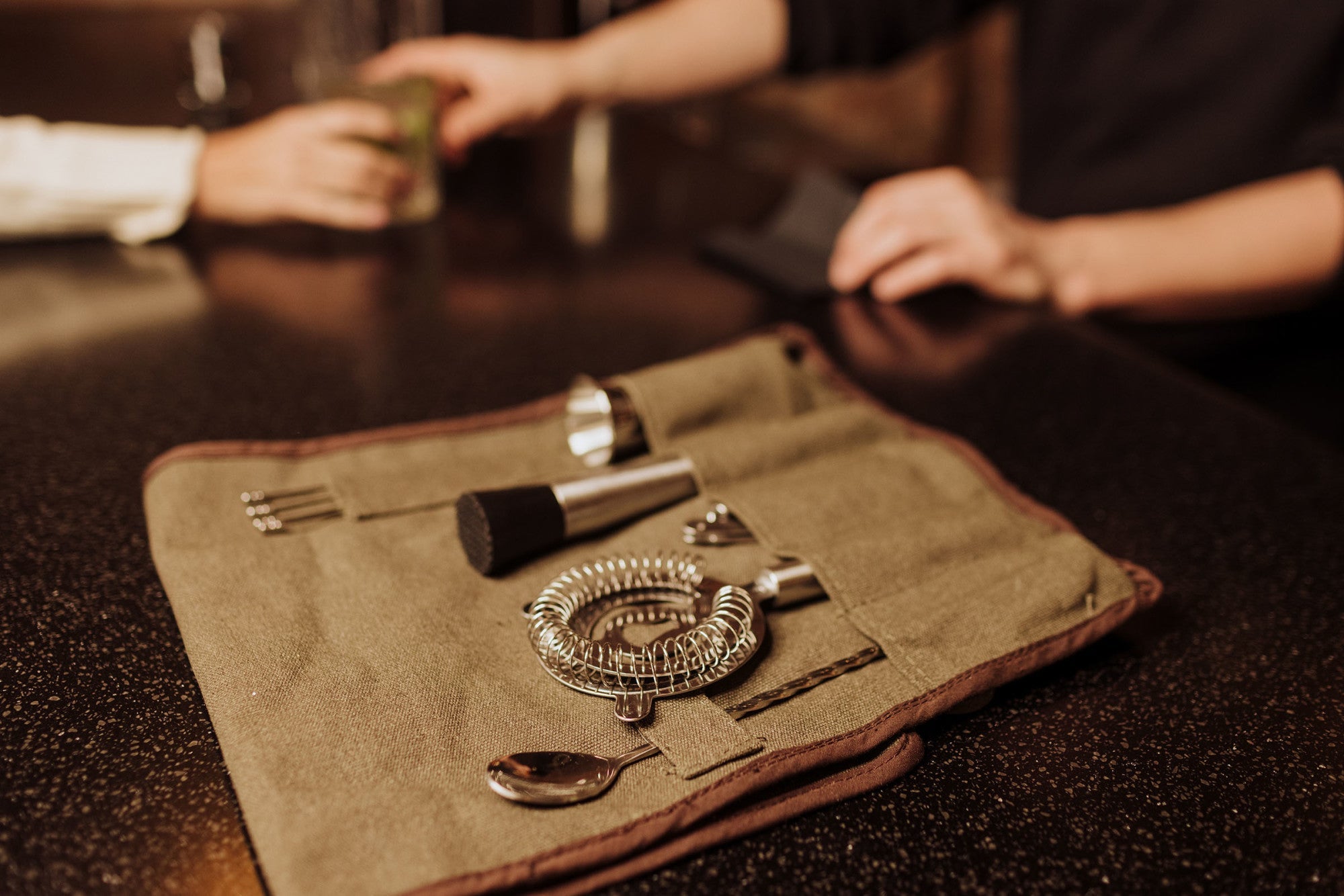 10-piece Bar Tool Roll Up Kit