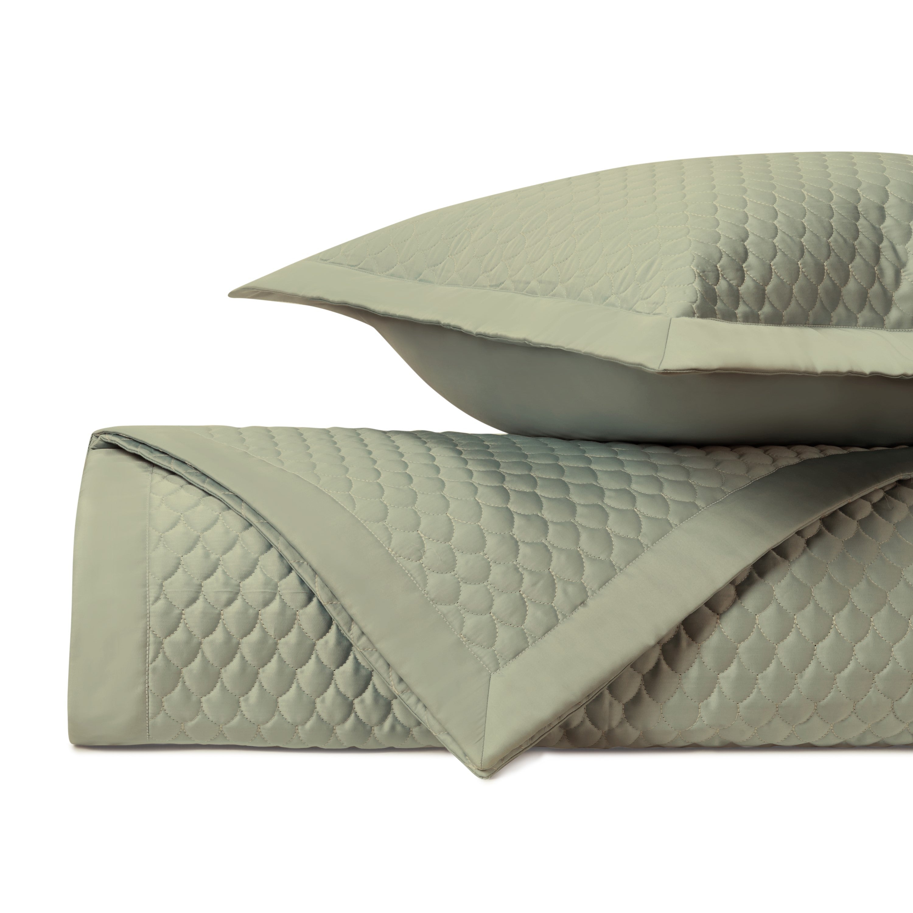 Raindrop Quilted Coverlet