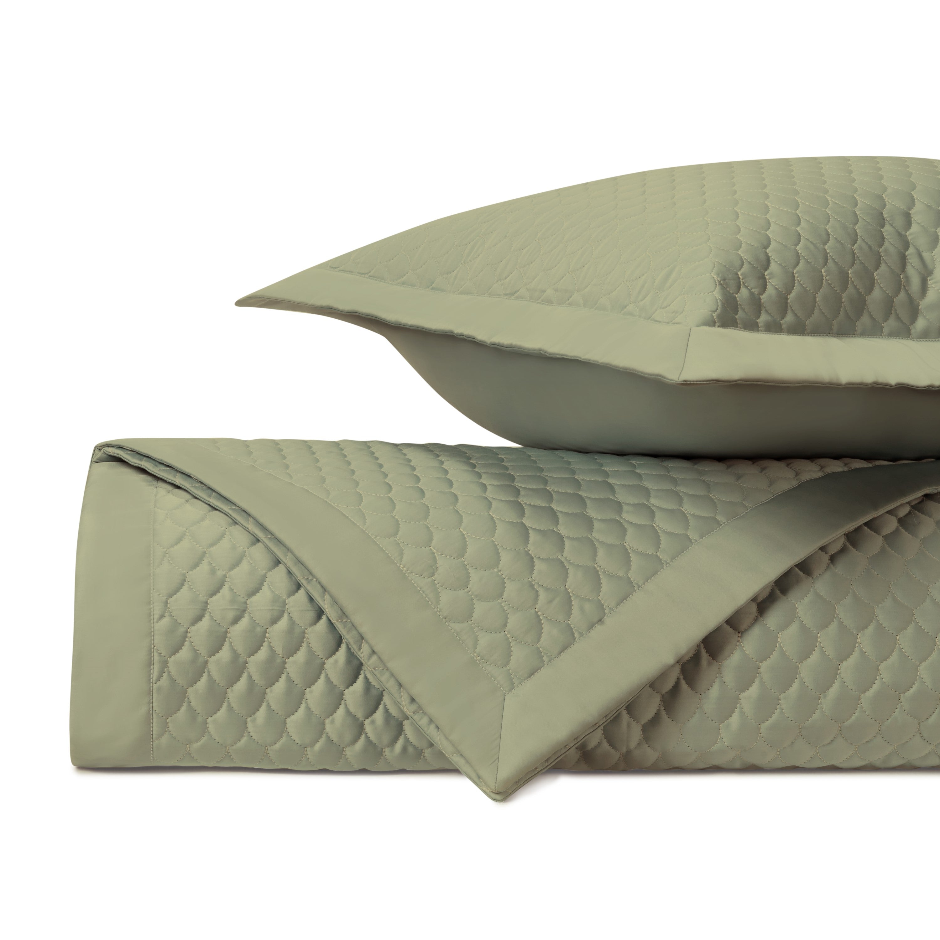 Raindrop Quilted Coverlet