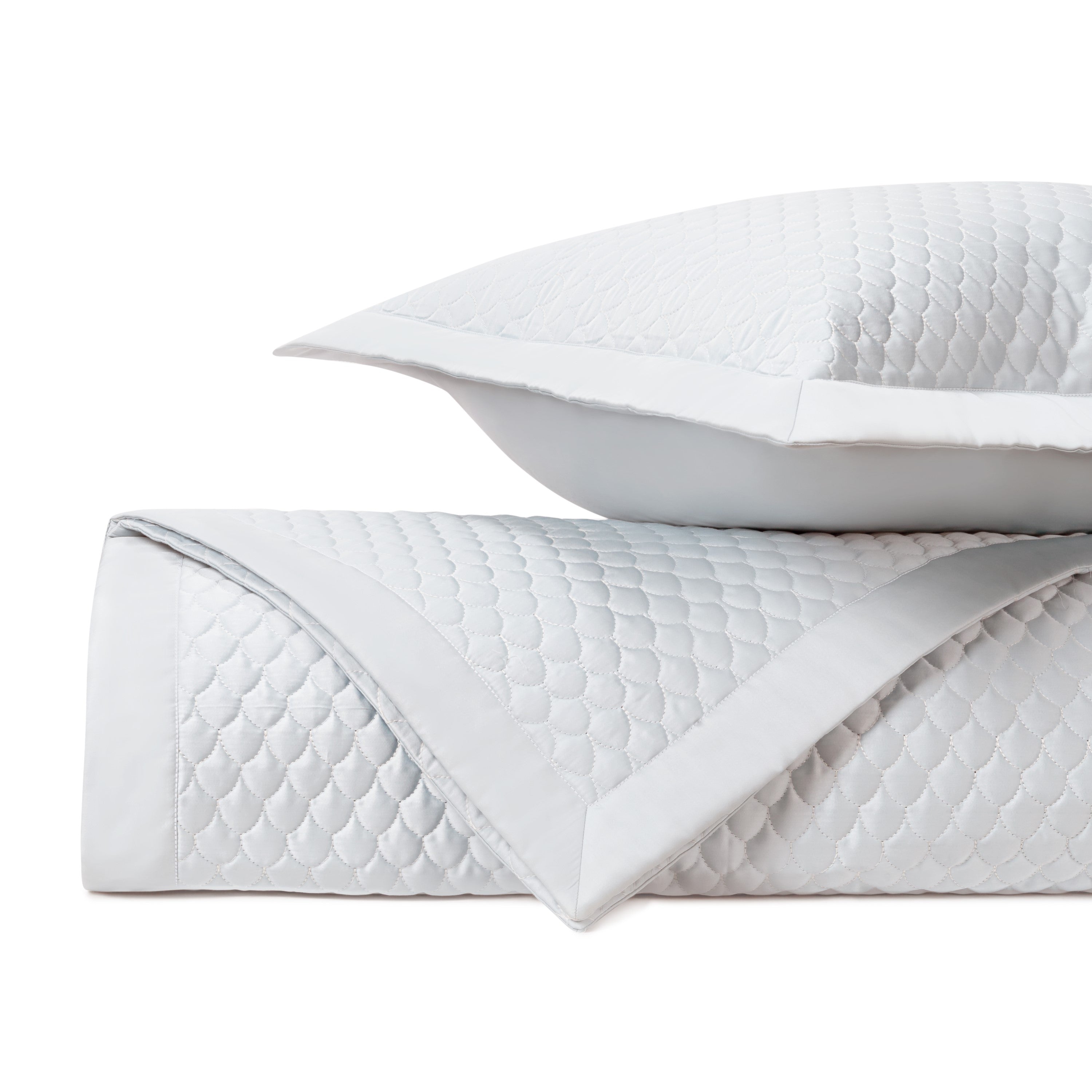 Raindrop Quilted Coverlet