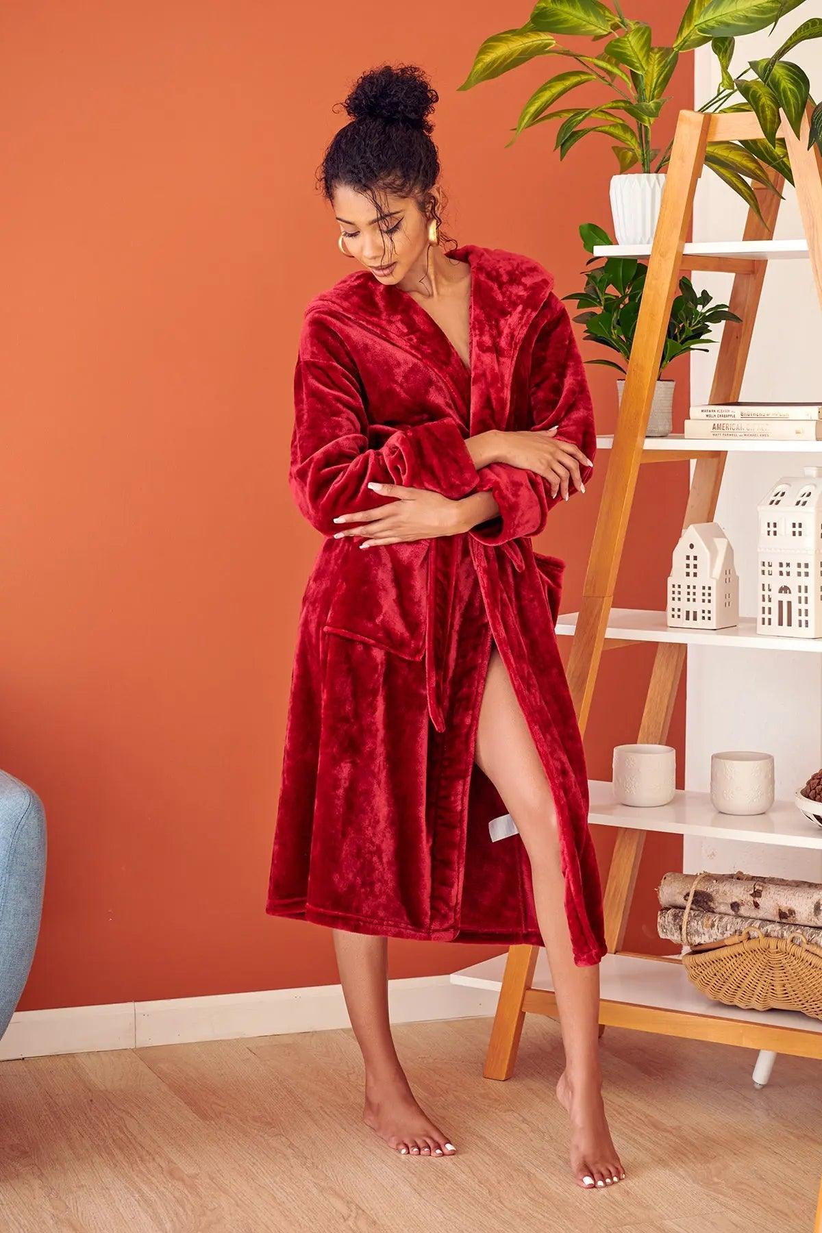 Women’s Plush Hooded Robe - Spa-worthy Comfort At Home