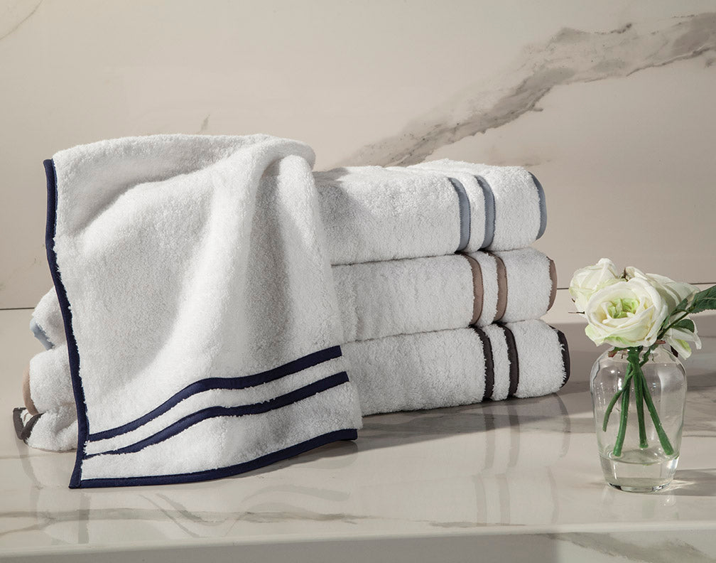 Ribbons Fingertip Towel