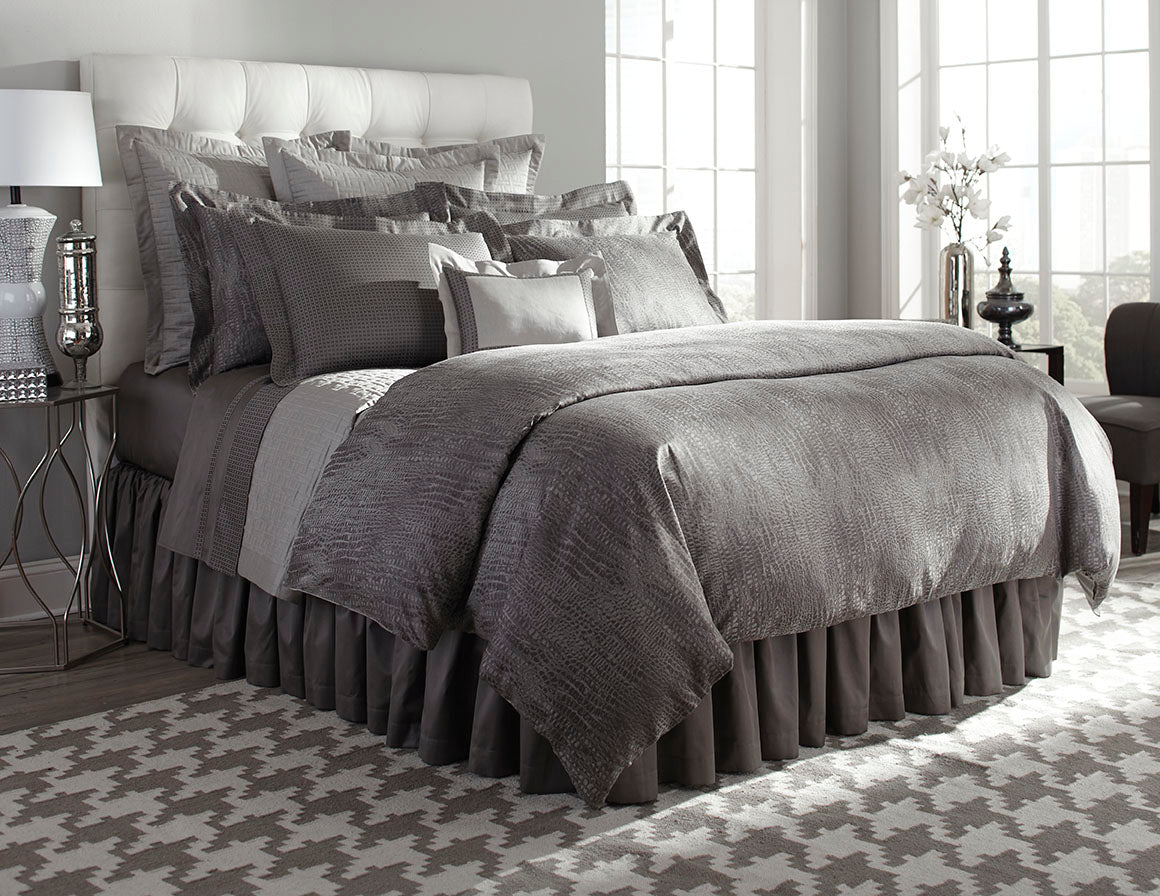 Roberto Duvet Cover