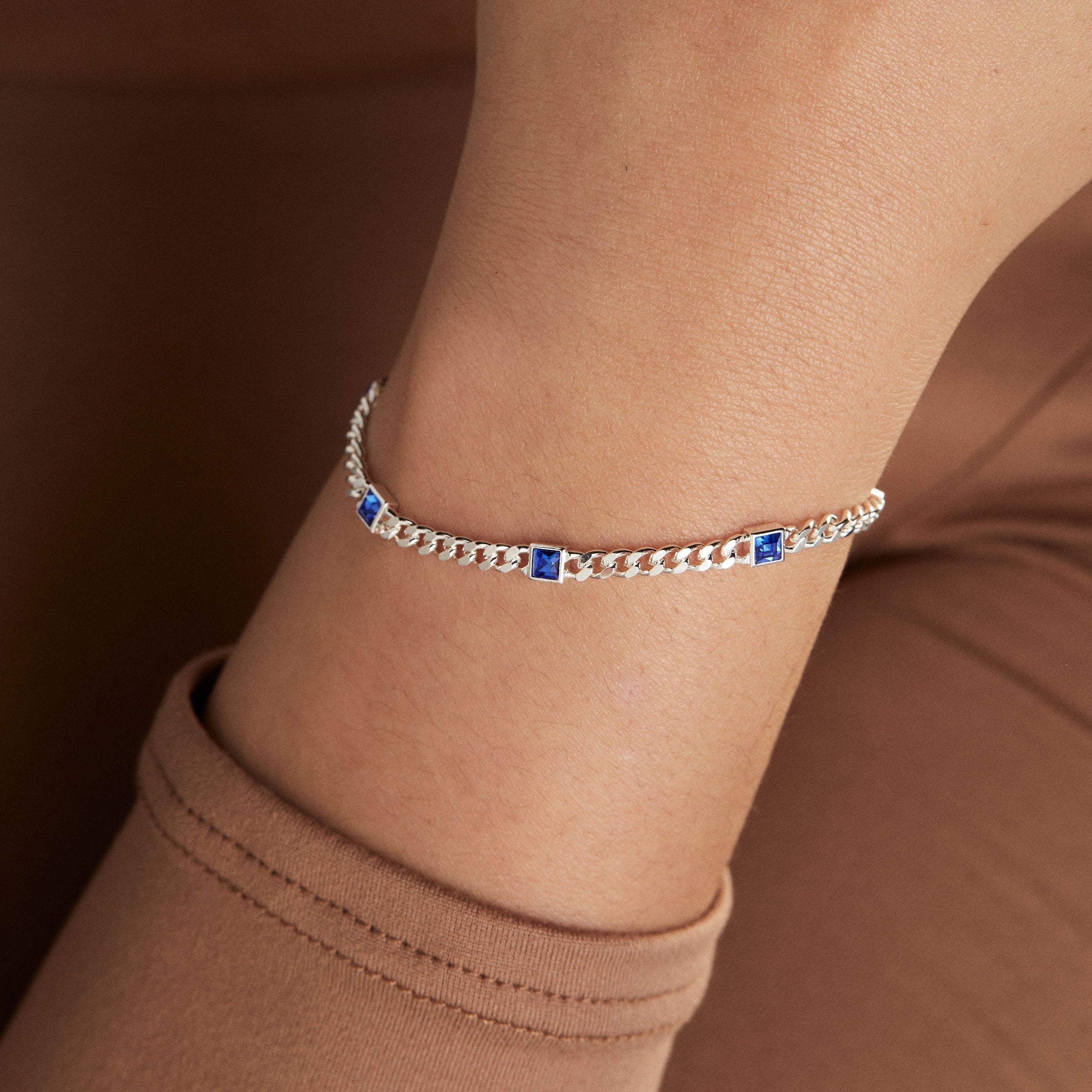September Birthstone Sapphire Curb Chain Bracelet