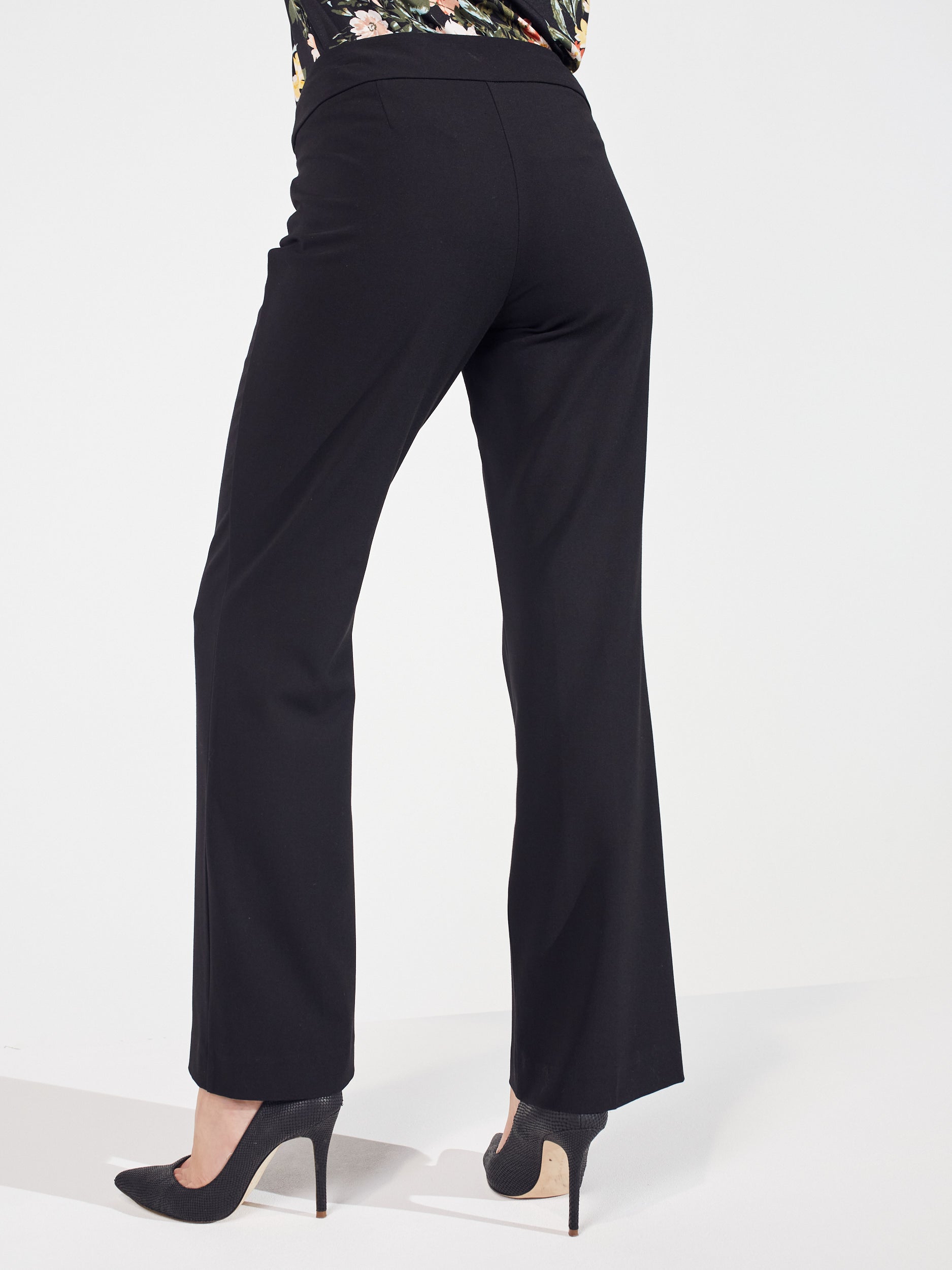 Roz & Ali Secret Agent Pull On Tummy Control Pants - Short Length – Stein  Mart