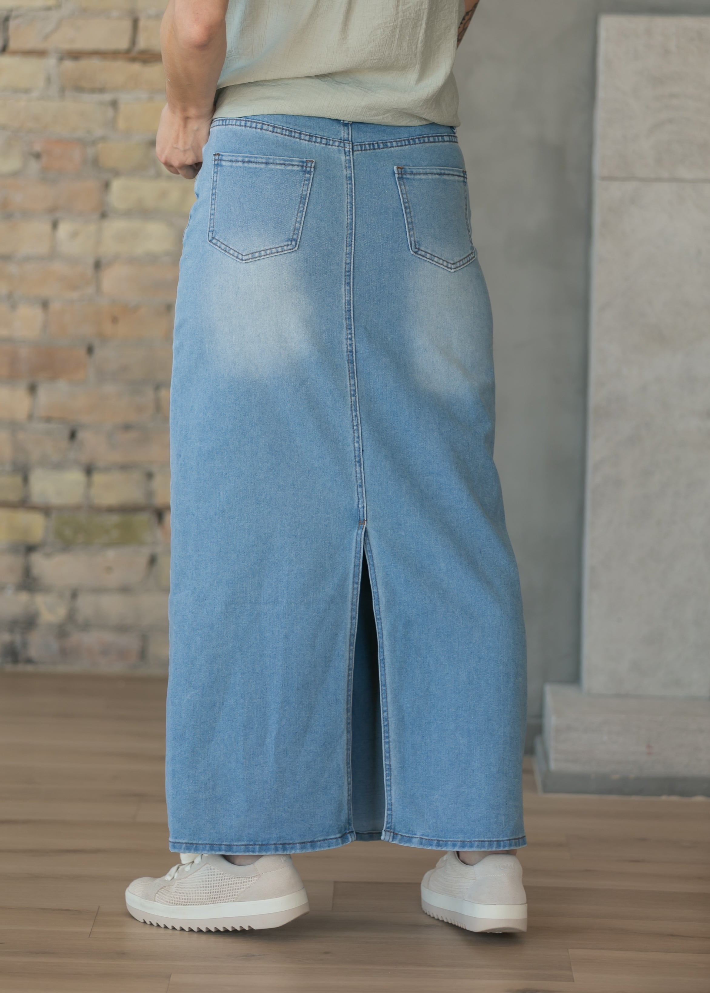 Stella Light Wash Maxi Denim Skirt | Includes Plus Size
