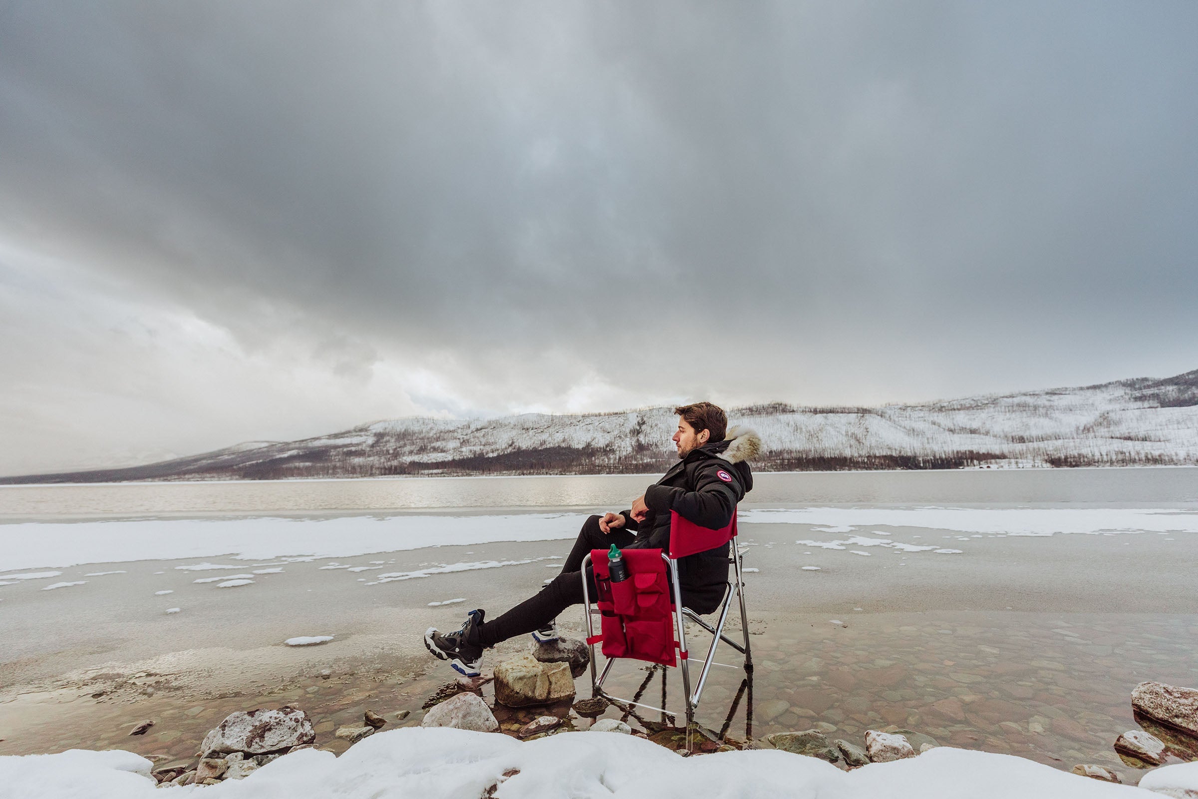 Purple Sports Chair With Side Table