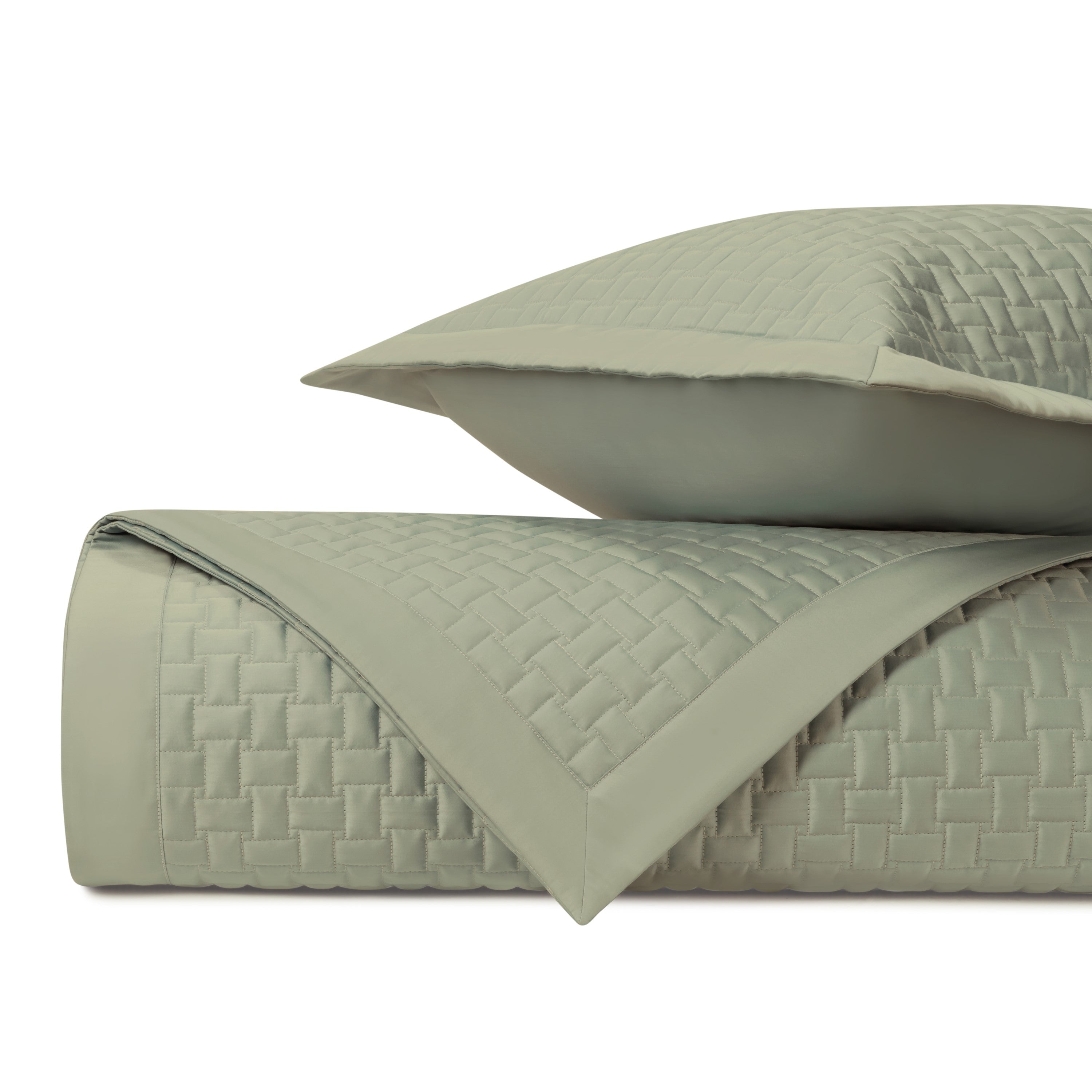 Wicker Quilted Coverlet Set