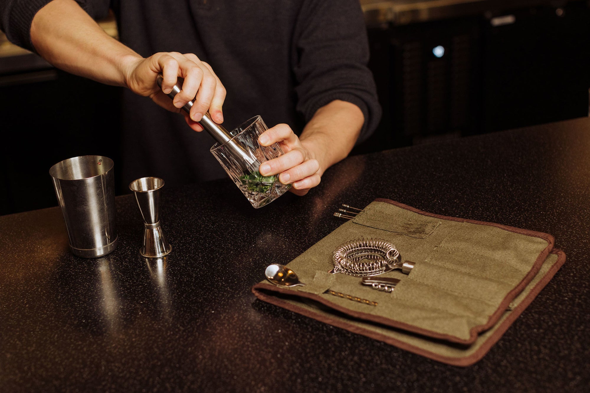 10-piece Bar Tool Roll Up Kit